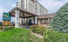 Quality Inn & Suites Bay Front